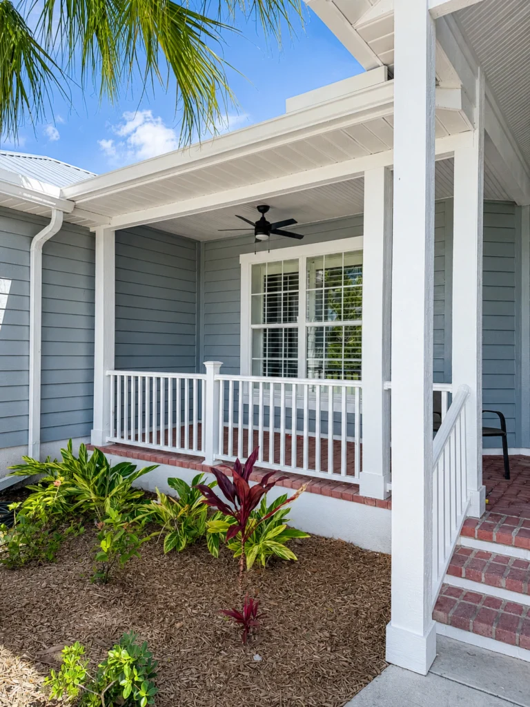 custom-home-covered-porch